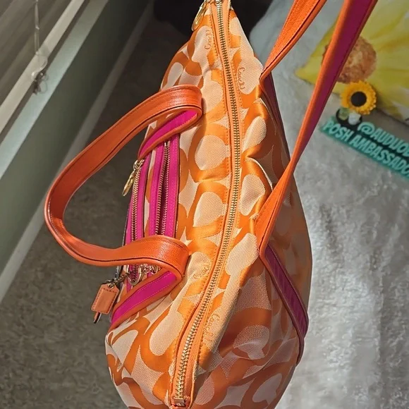 Coach Poppy Op Art Nwot Vibrant Orange Tote with Pink Highlights NWOT - Picture 6 of 17
